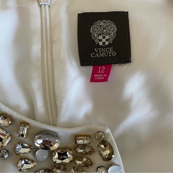 VINCE CAMUTO | Dress - Picture 8 of 11